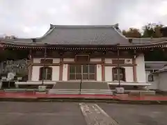 極楽寺の本殿