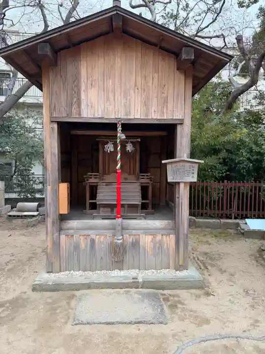 敏馬神社の{uncategorized: "未分類", other: "その他", undefined: "問題あり", building: "その他建物", grave: "お墓", sacred_gate: "鳥居", guardian: "狛犬", statue: "像", buddha: "仏像", history: "歴史", nature: "自然", garden: "庭園", animal: "動物", pagoda: "塔", temizu: "手水舎", mountain_gate: "山門・神門", sanctuary: "本殿・本堂", subordinate: "末社・摂社", art: "芸術", scenery: "景色", jizo: "地蔵", ema: "絵馬", goshuin: "御朱印", omikuji: "おみくじ", items: "授与品その他", amulet: "お守り", goshuincho: "御朱印帳", eats: "食事", festival: "お祭り", votive_dance: "神楽", shichigosan: "七五三参", wedding: "結婚式", experience: "体験その他", initially: "初詣", around: "周辺", anti_infection: "感染症対策"}