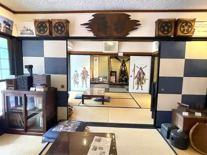 在士八幡神社(滋賀県)