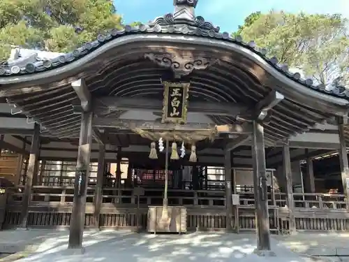 白山比咩神社の本殿