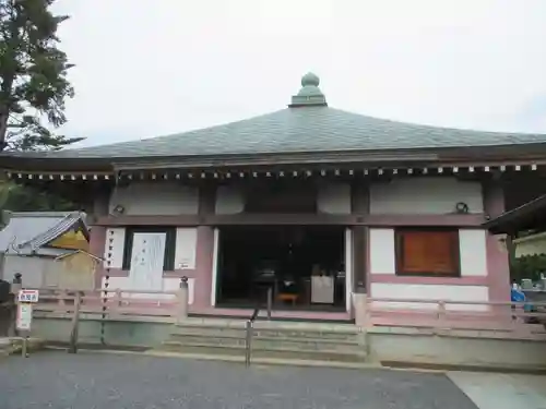蓮華寺の本殿・本堂