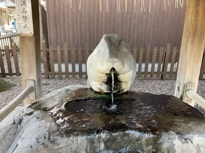 調神社の手水舎