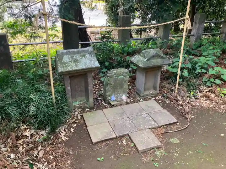 鶴峯八幡宮の{uncategorized: "未分類", other: "その他", undefined: "問題あり", building: "その他建物", grave: "お墓", sacred_gate: "鳥居", guardian: "狛犬", statue: "像", buddha: "仏像", history: "歴史", nature: "自然", garden: "庭園", animal: "動物", pagoda: "塔", temizu: "手水舎", mountain_gate: "山門・神門", sanctuary: "本殿・本堂", subordinate: "末社・摂社", art: "芸術", scenery: "景色", jizo: "地蔵", ema: "絵馬", goshuin: "御朱印", omikuji: "おみくじ", items: "授与品その他", amulet: "お守り", goshuincho: "御朱印帳", eats: "食事", festival: "お祭り", votive_dance: "神楽", shichigosan: "七五三参", wedding: "結婚式", experience: "体験その他", initially: "初詣", around: "周辺", anti_infection: "感染症対策"}