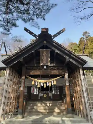 春日山神社の本殿