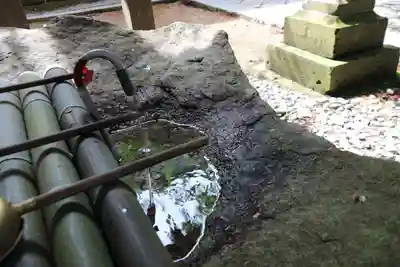 堂山王子神社の手水舎