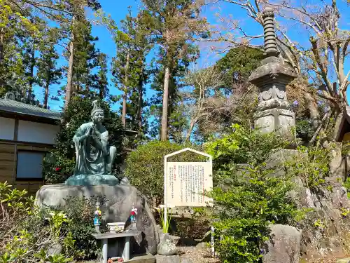 高蔵寺の仏像