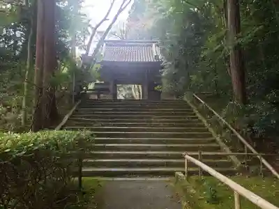 龍潭寺の山門・神門
