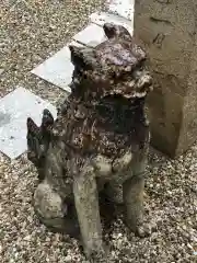 三輪神社の狛犬