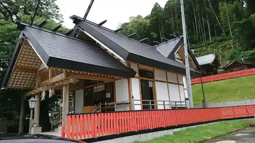 白山姫神社の本殿