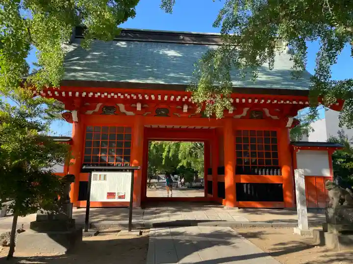葛飾八幡宮の{uncategorized: "未分類", other: "その他", undefined: "問題あり", building: "その他建物", grave: "お墓", sacred_gate: "鳥居", guardian: "狛犬", statue: "像", buddha: "仏像", history: "歴史", nature: "自然", garden: "庭園", animal: "動物", pagoda: "塔", temizu: "手水舎", mountain_gate: "山門・神門", sanctuary: "本殿・本堂", subordinate: "末社・摂社", art: "芸術", scenery: "景色", jizo: "地蔵", ema: "絵馬", goshuin: "御朱印", omikuji: "おみくじ", items: "授与品その他", amulet: "お守り", goshuincho: "御朱印帳", eats: "食事", festival: "お祭り", votive_dance: "神楽", shichigosan: "七五三参", wedding: "結婚式", experience: "体験その他", initially: "初詣", around: "周辺", anti_infection: "感染症対策"}