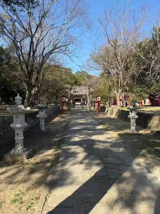 深江神社の{uncategorized: "未分類", other: "その他", undefined: "問題あり", building: "その他建物", grave: "お墓", sacred_gate: "鳥居", guardian: "狛犬", statue: "像", buddha: "仏像", history: "歴史", nature: "自然", garden: "庭園", animal: "動物", pagoda: "塔", temizu: "手水舎", mountain_gate: "山門・神門", sanctuary: "本殿・本堂", subordinate: "末社・摂社", art: "芸術", scenery: "景色", jizo: "地蔵", ema: "絵馬", goshuin: "御朱印", omikuji: "おみくじ", items: "授与品その他", amulet: "お守り", goshuincho: "御朱印帳", eats: "食事", festival: "お祭り", votive_dance: "神楽", shichigosan: "七五三参", wedding: "結婚式", experience: "体験その他", initially: "初詣", around: "周辺", anti_infection: "感染症対策"}