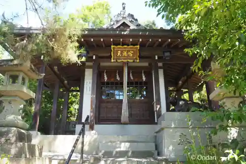 春日神社の末社