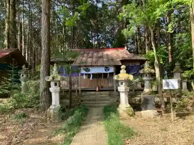 新里今宮神社の{uncategorized: "未分類", other: "その他", undefined: "問題あり", building: "その他建物", grave: "お墓", sacred_gate: "鳥居", guardian: "狛犬", statue: "像", buddha: "仏像", history: "歴史", nature: "自然", garden: "庭園", animal: "動物", pagoda: "塔", temizu: "手水舎", mountain_gate: "山門・神門", sanctuary: "本殿・本堂", subordinate: "末社・摂社", art: "芸術", scenery: "景色", jizo: "地蔵", ema: "絵馬", goshuin: "御朱印", omikuji: "おみくじ", items: "授与品その他", amulet: "お守り", goshuincho: "御朱印帳", eats: "食事", festival: "お祭り", votive_dance: "神楽", shichigosan: "七五三参", wedding: "結婚式", experience: "体験その他", initially: "初詣", around: "周辺", anti_infection: "感染症対策"}