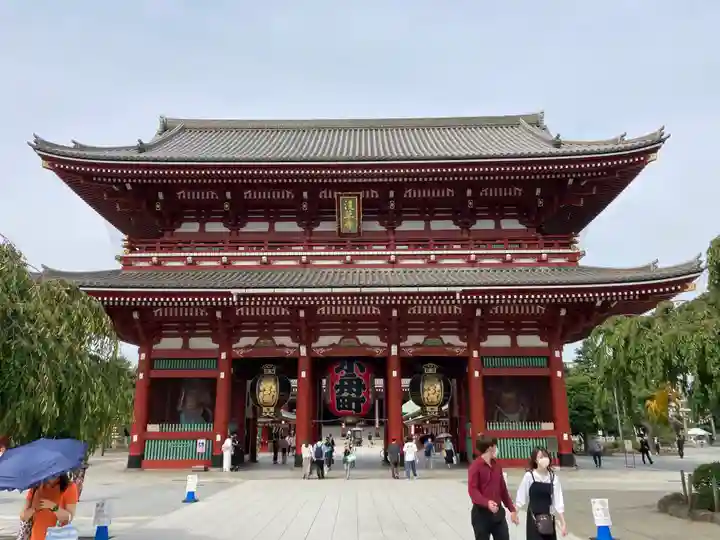 浅草寺の山門・神門