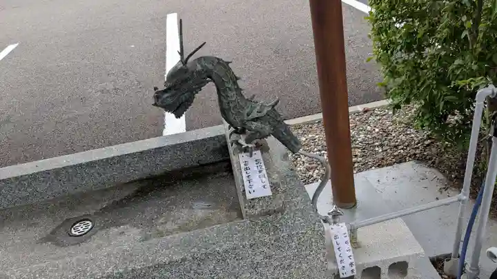 釧路八幡宮の手水舎