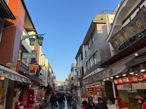 川崎大師（平間寺）の{uncategorized: "未分類", other: "その他", undefined: "問題あり", building: "その他建物", grave: "お墓", sacred_gate: "鳥居", guardian: "狛犬", statue: "像", buddha: "仏像", history: "歴史", nature: "自然", garden: "庭園", animal: "動物", pagoda: "塔", temizu: "手水舎", mountain_gate: "山門・神門", sanctuary: "本殿・本堂", subordinate: "末社・摂社", art: "芸術", scenery: "景色", jizo: "地蔵", ema: "絵馬", goshuin: "御朱印", omikuji: "おみくじ", items: "授与品その他", amulet: "お守り", goshuincho: "御朱印帳", eats: "食事", festival: "お祭り", votive_dance: "神楽", shichigosan: "七五三参", wedding: "結婚式", experience: "体験その他", initially: "初詣", around: "周辺", anti_infection: "感染症対策"}