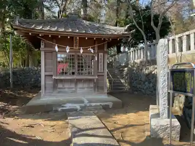 南大谷天神社の{uncategorized: "未分類", other: "その他", undefined: "問題あり", building: "その他建物", grave: "お墓", sacred_gate: "鳥居", guardian: "狛犬", statue: "像", buddha: "仏像", history: "歴史", nature: "自然", garden: "庭園", animal: "動物", pagoda: "塔", temizu: "手水舎", mountain_gate: "山門・神門", sanctuary: "本殿・本堂", subordinate: "末社・摂社", art: "芸術", scenery: "景色", jizo: "地蔵", ema: "絵馬", goshuin: "御朱印", omikuji: "おみくじ", items: "授与品その他", amulet: "お守り", goshuincho: "御朱印帳", eats: "食事", festival: "お祭り", votive_dance: "神楽", shichigosan: "七五三参", wedding: "結婚式", experience: "体験その他", initially: "初詣", around: "周辺", anti_infection: "感染症対策"}