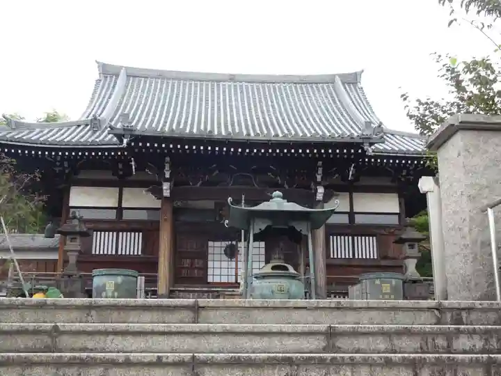 妙蓮寺の本殿・本堂