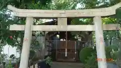 白山神社の鳥居