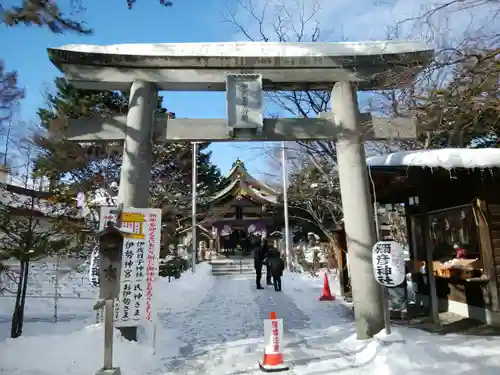 彌彦神社　(伊夜日子神社)の本殿