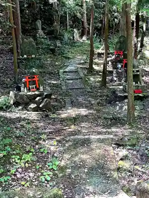 若山神社の末社・摂社