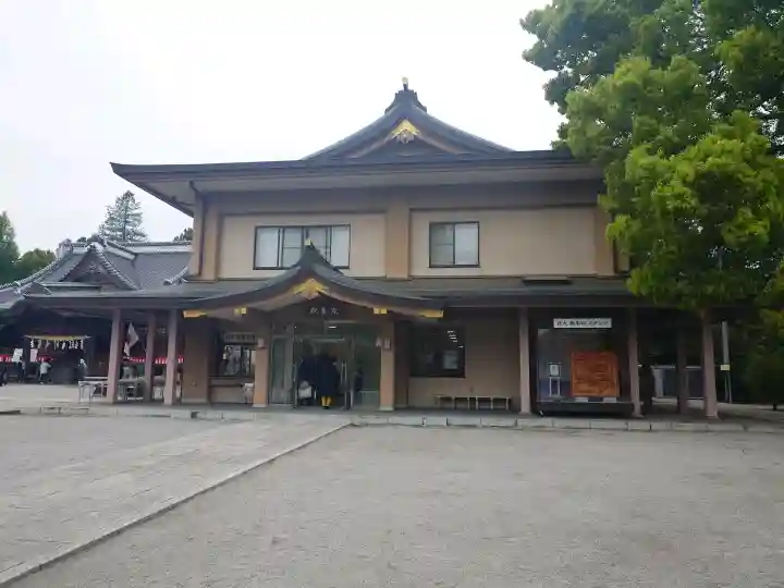 箭弓稲荷神社の{uncategorized: "未分類", other: "その他", undefined: "問題あり", building: "その他建物", grave: "お墓", sacred_gate: "鳥居", guardian: "狛犬", statue: "像", buddha: "仏像", history: "歴史", nature: "自然", garden: "庭園", animal: "動物", pagoda: "塔", temizu: "手水舎", mountain_gate: "山門・神門", sanctuary: "本殿・本堂", subordinate: "末社・摂社", art: "芸術", scenery: "景色", jizo: "地蔵", ema: "絵馬", goshuin: "御朱印", omikuji: "おみくじ", items: "授与品その他", amulet: "お守り", goshuincho: "御朱印帳", eats: "食事", festival: "お祭り", votive_dance: "神楽", shichigosan: "七五三参", wedding: "結婚式", experience: "体験その他", initially: "初詣", around: "周辺", anti_infection: "感染症対策"}