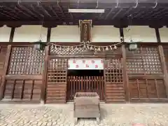 諏訪神社の本殿