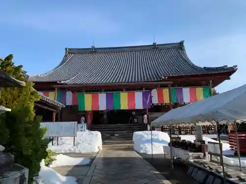 浄信寺の本殿・本堂