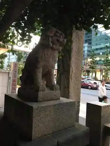 誕生八幡神社の鳥居