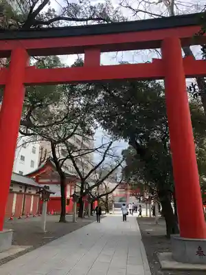 花園神社の鳥居