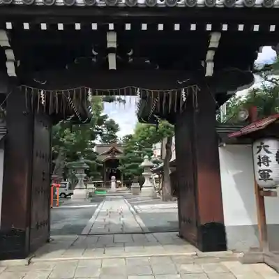大将軍八神社の山門・神門
