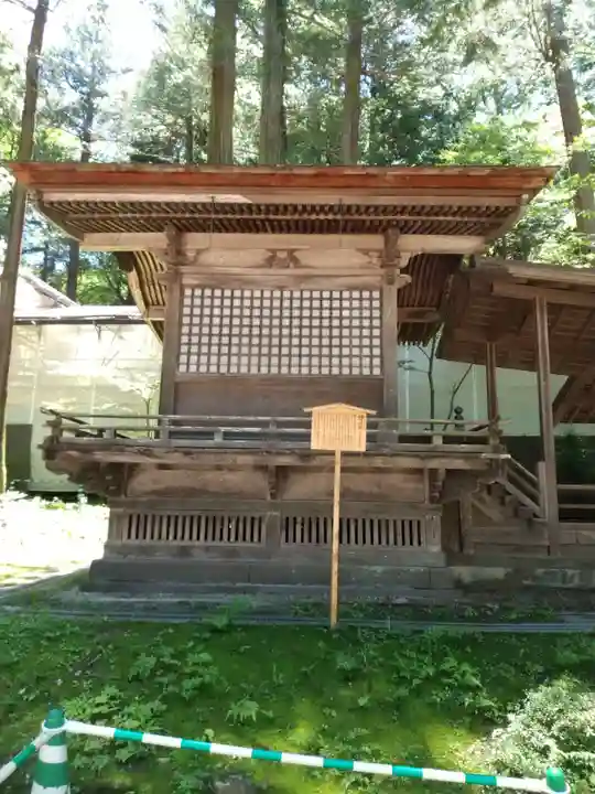 諏訪大社の本殿・本堂