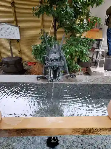 蛇窪神社の手水舎