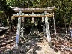 白雲稲荷神社の鳥居