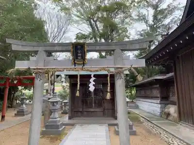 顕宗仁賢神社の末社・摂社