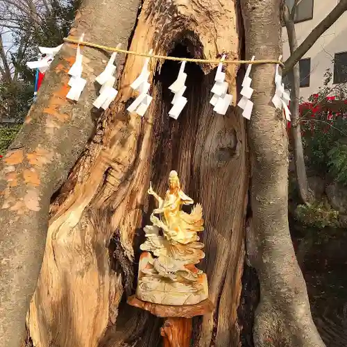 秩父今宮神社の仏像