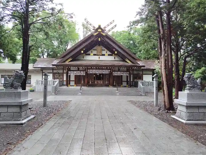 新琴似神社の本殿・本堂