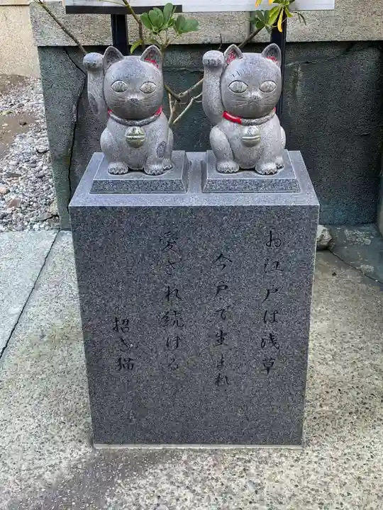 今戸神社の狛犬