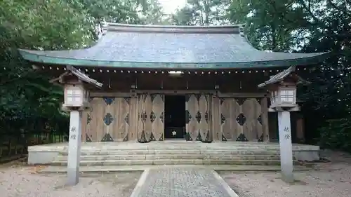 高岡市護国神社の本殿・本堂
