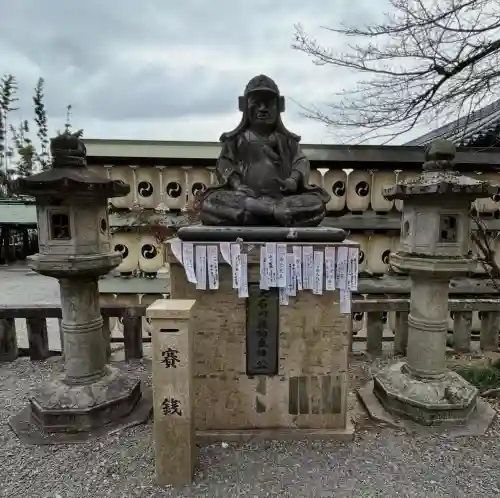 大石神社の{uncategorized: "未分類", other: "その他", undefined: "問題あり", building: "その他建物", grave: "お墓", sacred_gate: "鳥居", guardian: "狛犬", statue: "像", buddha: "仏像", history: "歴史", nature: "自然", garden: "庭園", animal: "動物", pagoda: "塔", temizu: "手水舎", mountain_gate: "山門・神門", sanctuary: "本殿・本堂", subordinate: "末社・摂社", art: "芸術", scenery: "景色", jizo: "地蔵", ema: "絵馬", goshuin: "御朱印", omikuji: "おみくじ", items: "授与品その他", amulet: "お守り", goshuincho: "御朱印帳", eats: "食事", festival: "お祭り", votive_dance: "神楽", shichigosan: "七五三参", wedding: "結婚式", experience: "体験その他", initially: "初詣", around: "周辺", anti_infection: "感染症対策"}