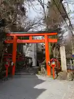 貴船神社の{uncategorized: "未分類", other: "その他", undefined: "問題あり", building: "その他建物", grave: "お墓", sacred_gate: "鳥居", guardian: "狛犬", statue: "像", buddha: "仏像", history: "歴史", nature: "自然", garden: "庭園", animal: "動物", pagoda: "塔", temizu: "手水舎", mountain_gate: "山門・神門", sanctuary: "本殿・本堂", subordinate: "末社・摂社", art: "芸術", scenery: "景色", jizo: "地蔵", ema: "絵馬", goshuin: "御朱印", omikuji: "おみくじ", items: "授与品その他", amulet: "お守り", goshuincho: "御朱印帳", eats: "食事", festival: "お祭り", votive_dance: "神楽", shichigosan: "七五三参", wedding: "結婚式", experience: "体験その他", initially: "初詣", around: "周辺", anti_infection: "感染症対策"}