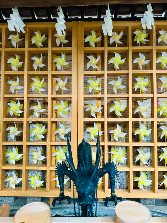 御嶽神社茅萱宮の手水舎