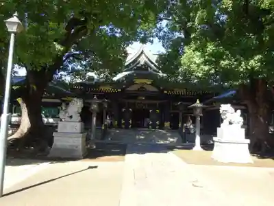 穴八幡宮の本殿・本堂