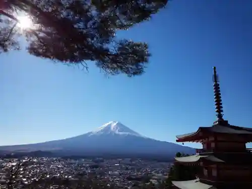 新倉富士浅間神社の景色