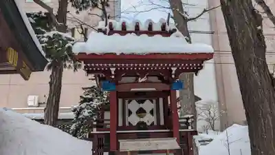 出世稲荷社（三吉神社内）の本殿・本堂