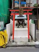 水元稲荷の鳥居