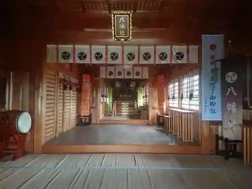 八幡社の本殿・本堂