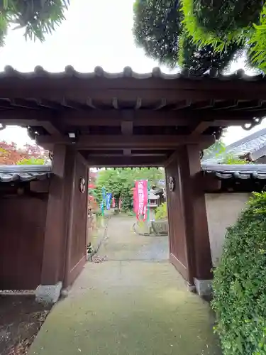 円勝寺の山門・神門