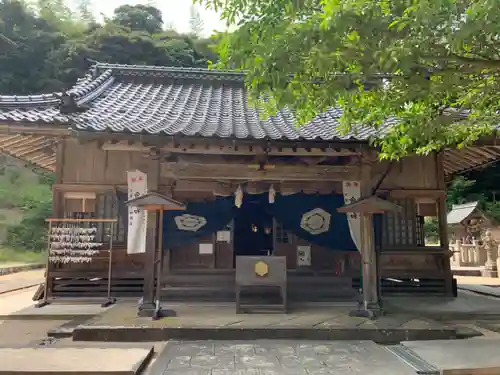 佐香神社の本殿・本堂