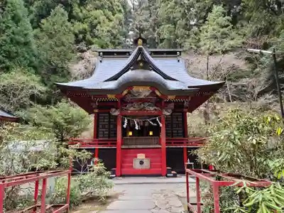 花園神社の本殿・本堂